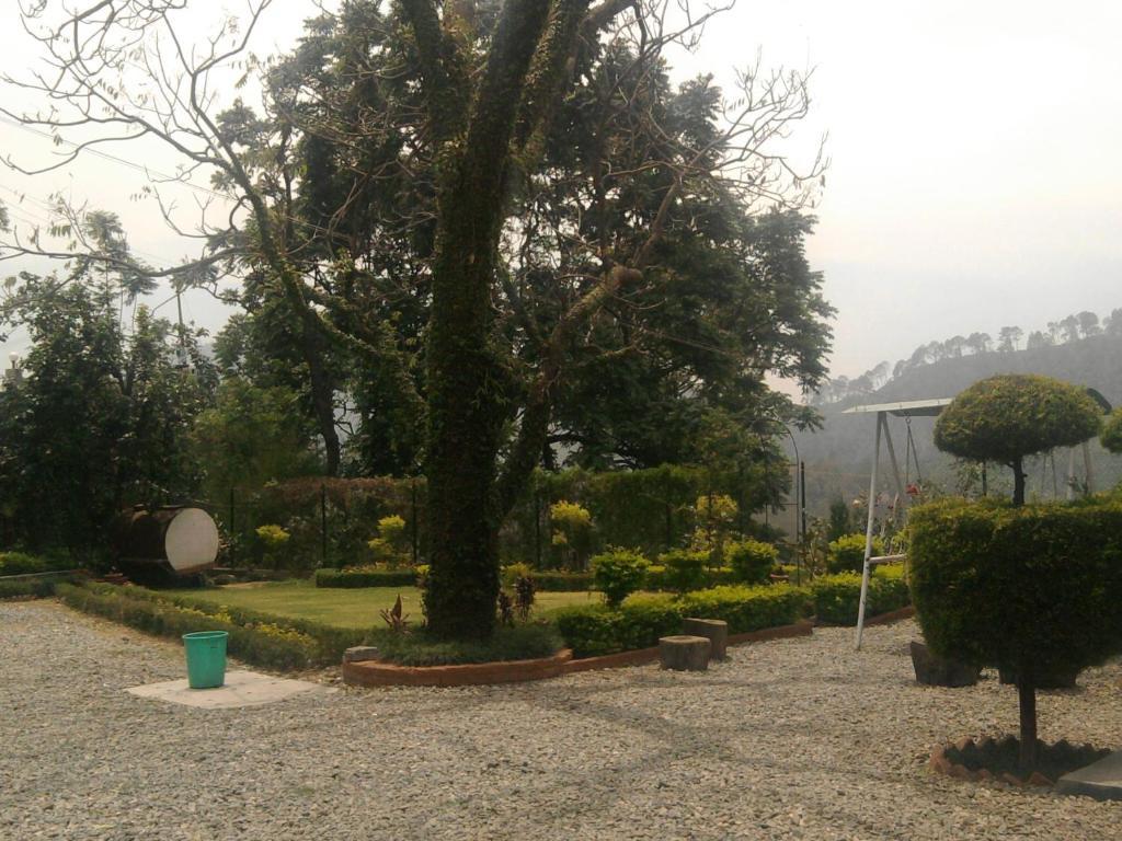 Hotel Sapphire Inn Bhīm Tāl Exterior foto